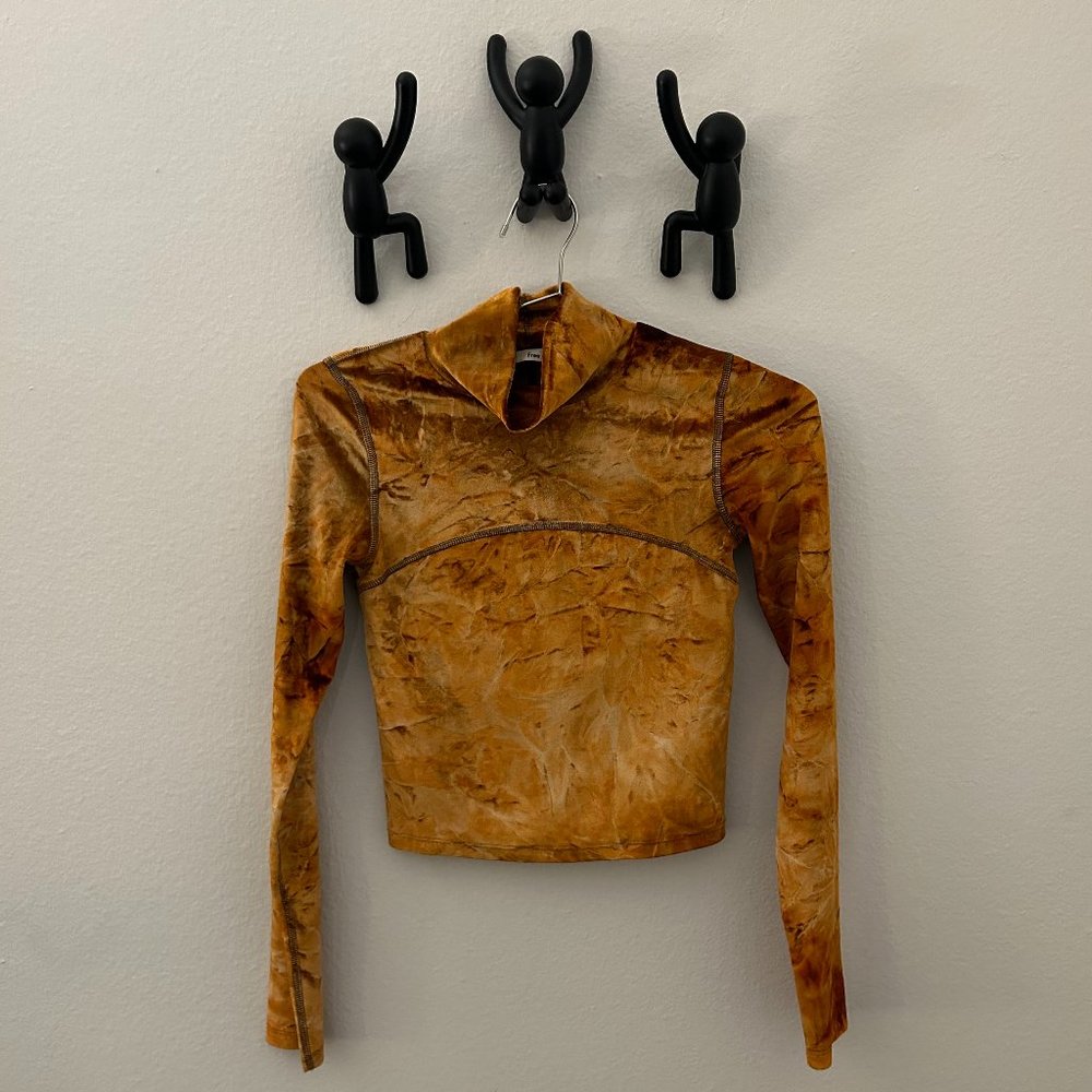 Aritzia Suede Tangerine crop top